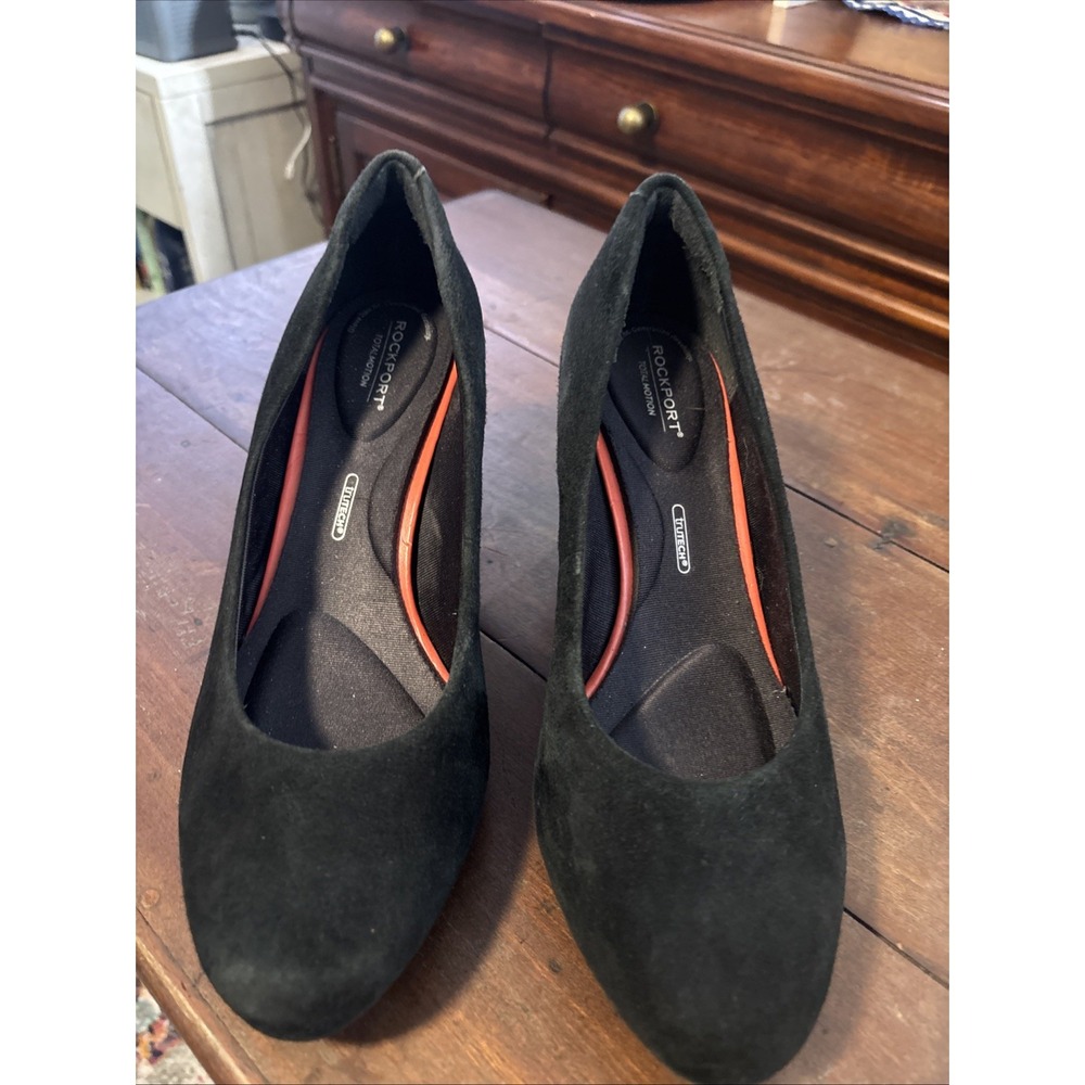 Rockport Total Motion Trutech black Total Motion Heels Sz 8.5